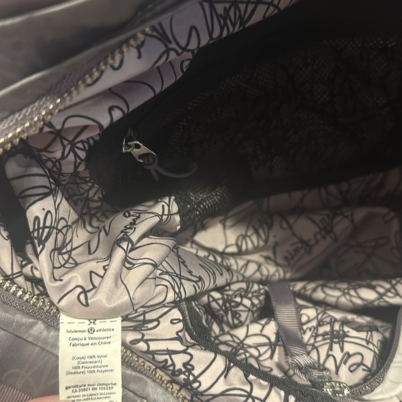 🍋Lululemon Athletica Triumph Large Gray Tote Gym Bag🍋 - Picture 14 of 16